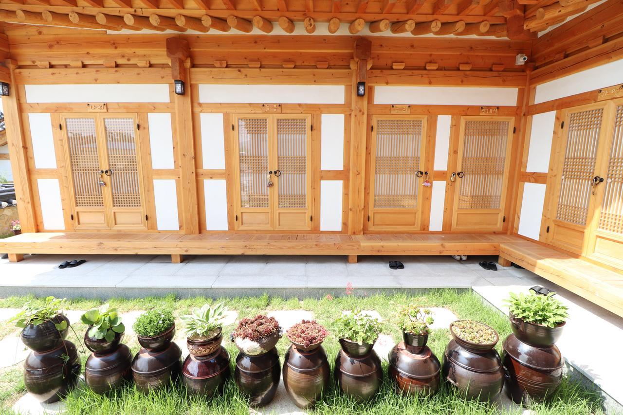 Nadul Hanok Кьонджу Екстер'єр фото